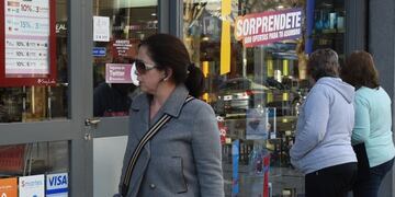 La facturación cayó en noviembre en Rosario, tras un leve repunte en octubre\u002E (Archivo)