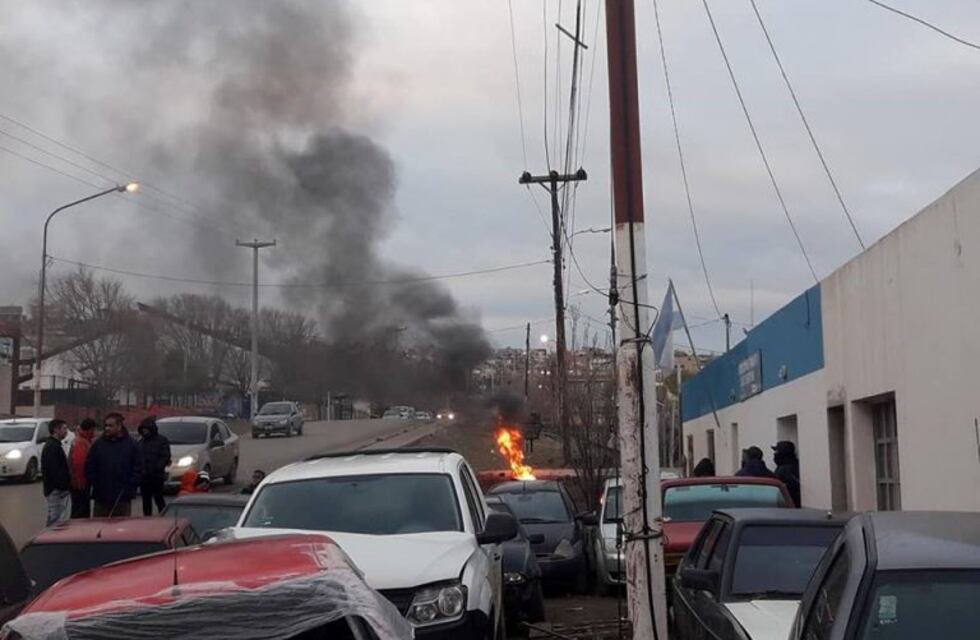 Conflicto municipal: volvieron a realizar toma de sectores en la jornada del lunes