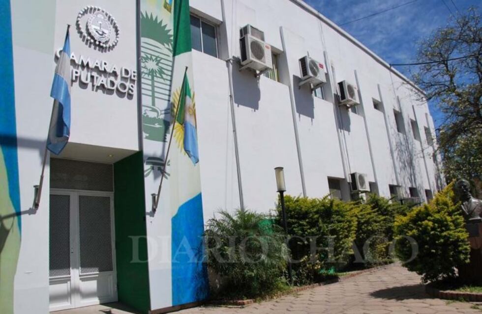 La UCR pide a Capitanich suspender toda actividad