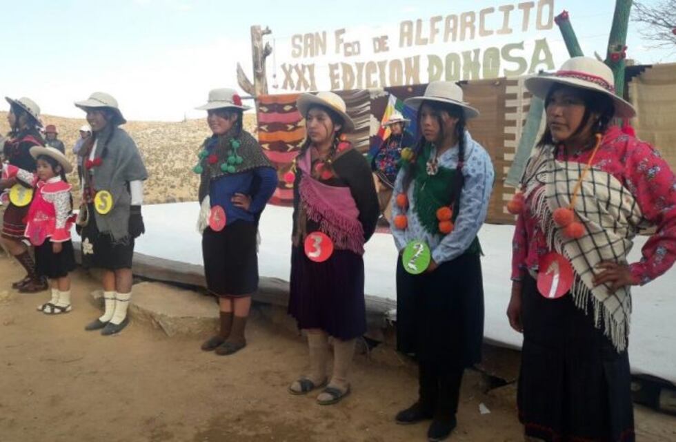 Jóvenes de Alfarcito valorizan su tradición textil y el acervo cultural de su región