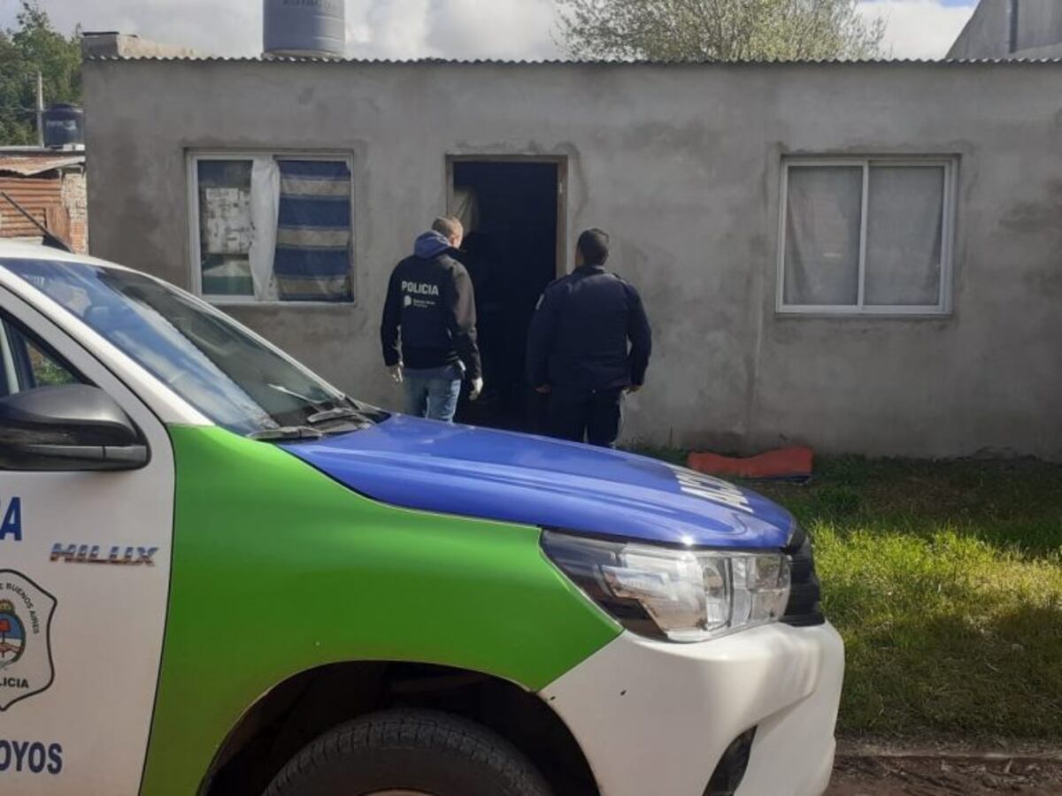 Allanamiento policial en calle Mar del Plata al 1100 (policía)