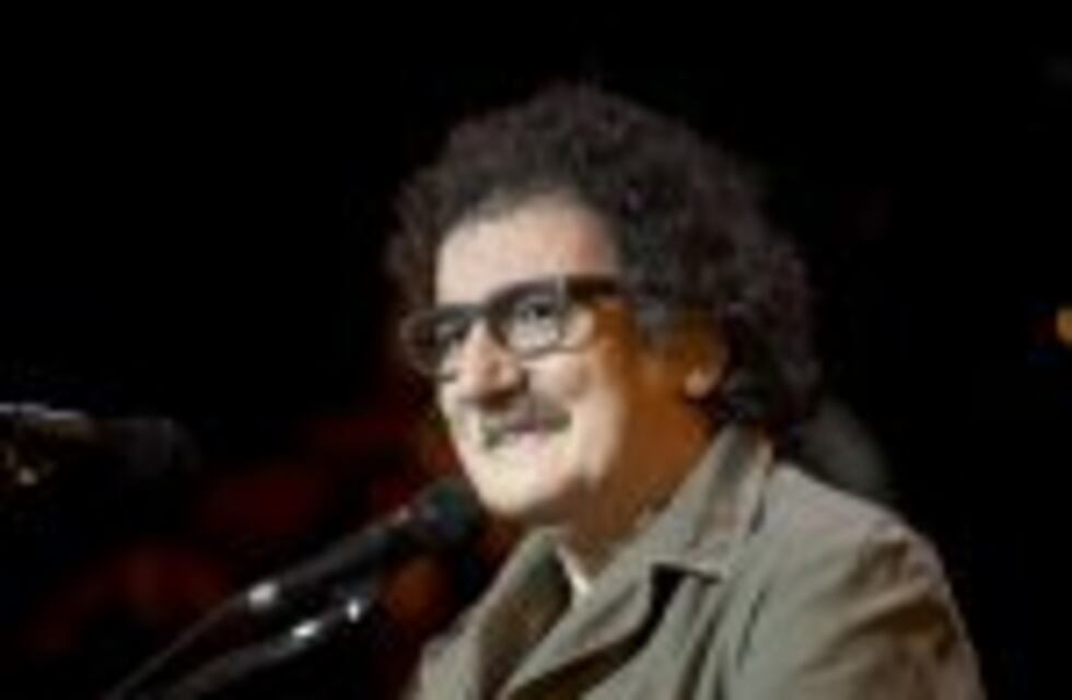 Internaron a Charly García por un cuadro de fiebre alta y deshidratación