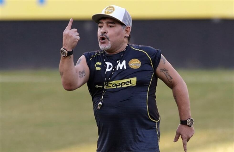 Una jugadora de Gimnasia cuestionó a Diego Maradona: "No dejaremos pasar su figura violenta"