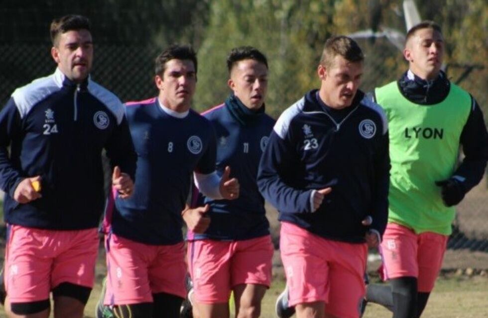 ¡Por fín! Independiente Rivadavia comenzó la pretemporada