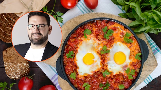 Damián Betular mostró su versión de shakshuka.