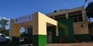 Investigan la muerte de un hombre en Posadas y un presunto intento de asesinato a un menor.