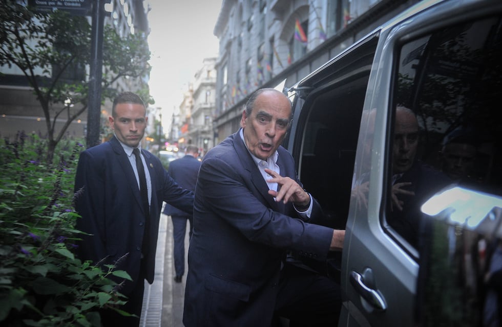 El argumento de Francos ante la vuelta a comisión de la “ley ómnibus”: “Se desguazaba la delegación de facultades”