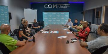 Ante cualquier situación detectada, los vecinos se deben comunicar al teléfono 103 de Defensa Civil, 100 de Bomberos o al 107 de emergencias médicas.