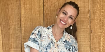 Pampita deslumbra a sus fans.
