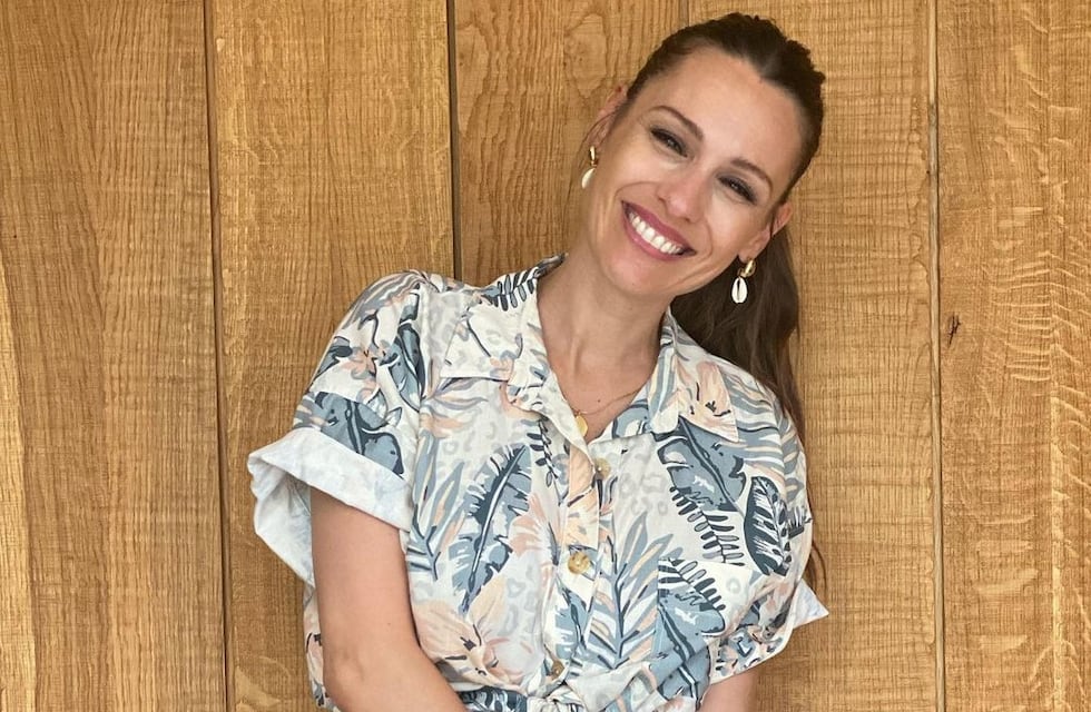 Pampita lució una enteriza color nude que confundió a más de uno