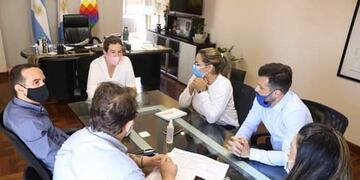 Funcionarios municipales y provinciales garantizar el acceso de terrenos avanzan en los trabajos para vecinos de la ciudad.