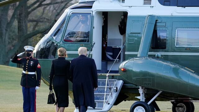 Donald y Melania Trump dejan la Casa Blanca por última vez