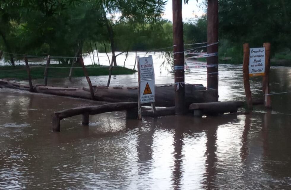El nivel del Río Xanaes en Arroyito superó los 2,5 metros.