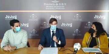 Federico Manero, Exequiel Lello Ivacevich y Patricias Ríos, en conferencia de prensa para anunciar el Fondo de Recuperación Productiva.