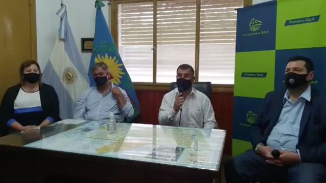 Conferencia de prensa en Cacharí