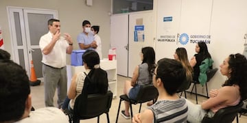 El ministro de Salud, doctor Luis Medina Ruiz, estuvo presente en el nodo del 107