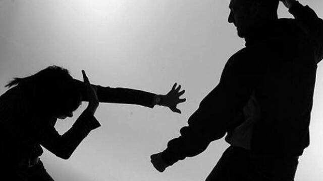 Diferencias. Para los jueces y para el jurado popular no se acreditó la
idea del vínculo de pareja. La fiscal Abad había pedido prisión perpetua.