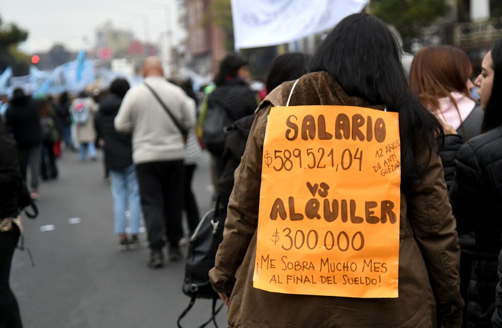 El Gobierno de Córdoba determinó qué hará con el sueldo de los docentes que se adhirieron al paro