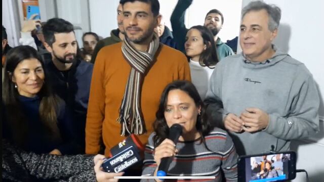 Valeria Soltermam, la más votada, junto con su nuevo compañero de bancada, Maximiliano Postovit y el exintendente Luis Castellano.
