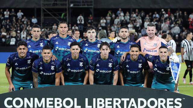 Los 11 de Talleres en la visita a Libertad por la Copa Libertadores. (AP)