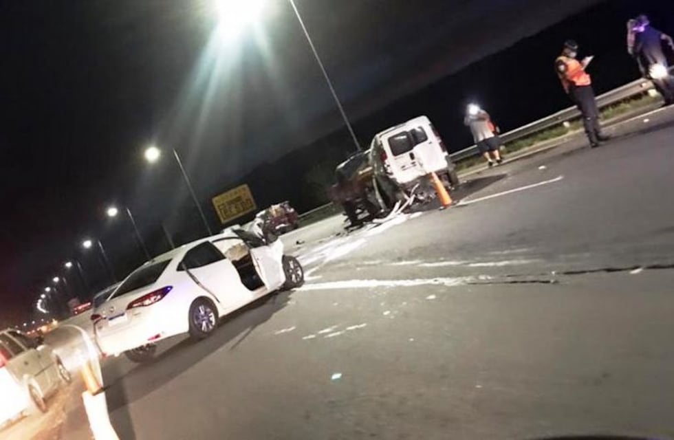 Fuerte choque en la autopista Córdoba-Carlos Paz