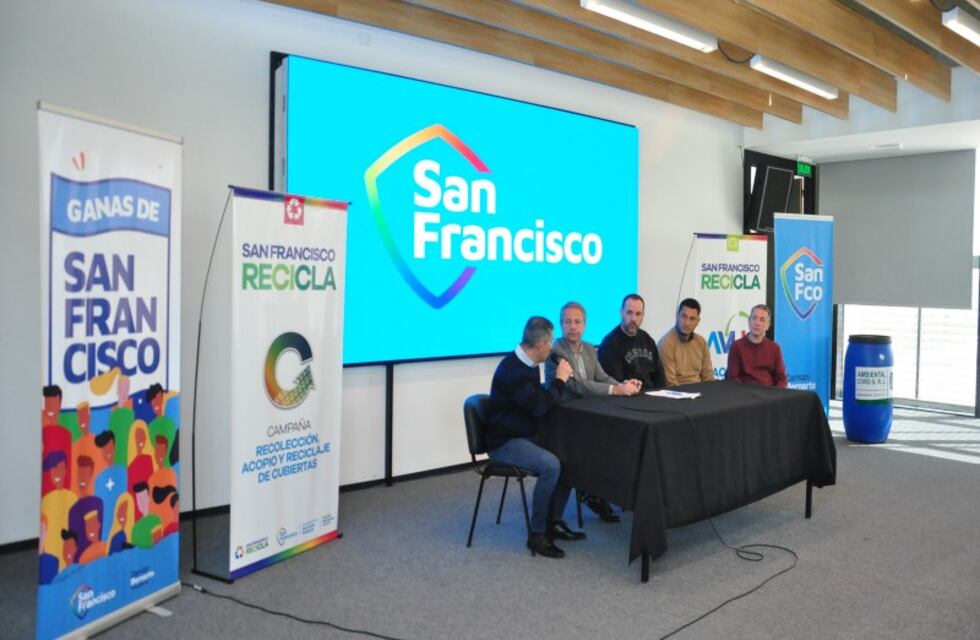 Convenio para reciclar cubiertas de vehículos y aceite de uso gastronómico