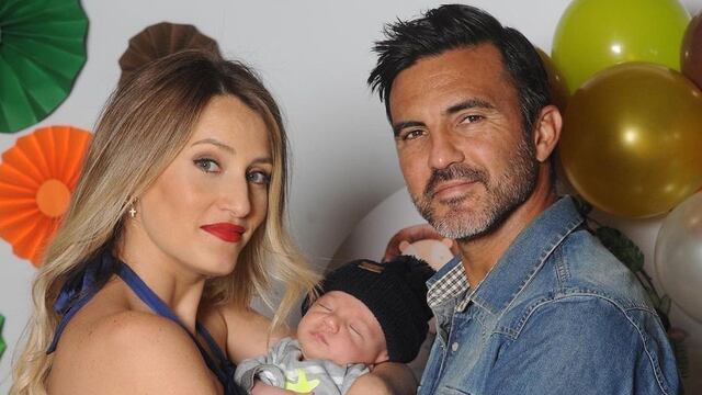 Mica Viciconte junto a Fabián Cubero y su hijo Luca.