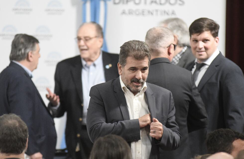 Continúa la polémica por el feriado del 20 de noviembre: diputados del PRO insisten en trasladarlo