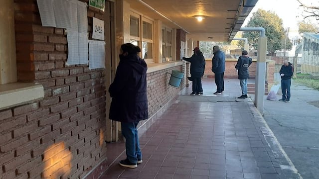 Votaciones en Salta. (Los Andes)