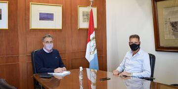 El intendente Luis Castellano recibió al Secretario General del SEOM, Darío Cocco, en el marco de los 75 años del sindicato de los municipales