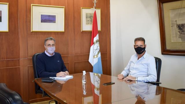 El intendente Luis Castellano recibió al Secretario General del SEOM, Darío Cocco, en el marco de los 75 años del sindicato de los municipales