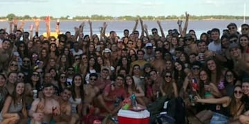Estudiantes Medicina Rosario sin aislamiento