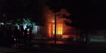 Feroz y fatal incendio ocurrió en la noche de este lunes de Navidad en San Martín