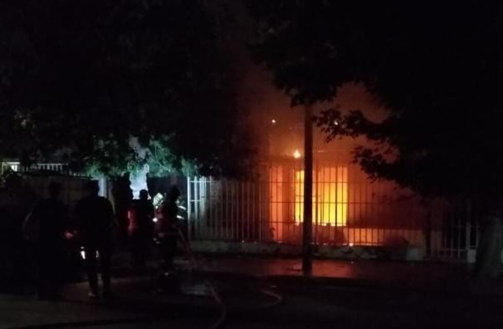 Incendio fatal en San Martín: un hombre murió tras salvar a su familia de las llamas