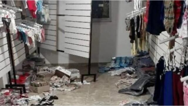 Así quedó el comercio asaltado en horas de la madrugada.
