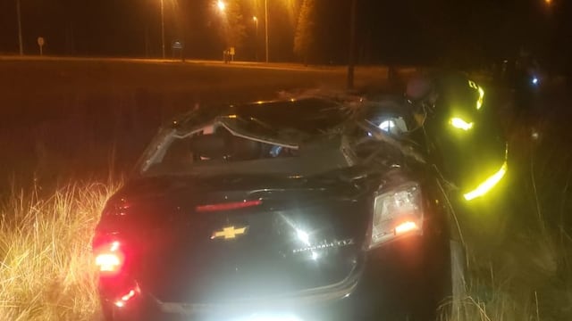 El conductor volcó y se negó al control de alcoholemia