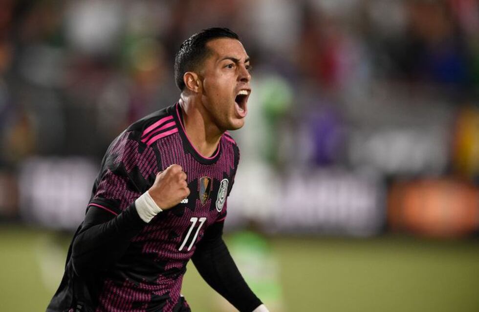 Funes Mori marcó un gol en su debut con la Selección de México frente a Nigeria