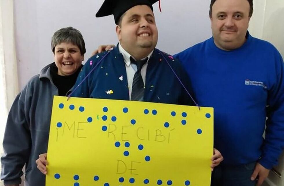 La historia del cordobés ciego que se recibió de abogado y fue elegido como joven sobresaliente