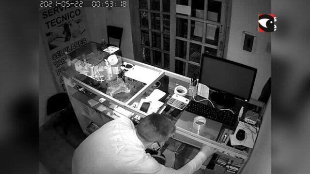Cámaras de seguridad del local robado en Posadas