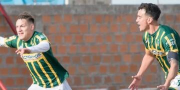 Sporting perdió ante Puerto Comercial.