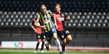 El delantero auriazul definió sin dudas ante el arquero rojinegro.