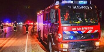 Sur de Córdoba. Siniestro vial en cercanías de la localidad de Serrano (Gentileza Bomberos).