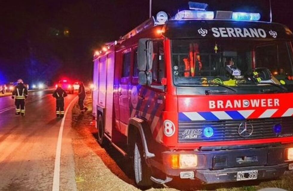 Un muerto y un herido tras el vuelco de una camioneta en el interior de Córdoba