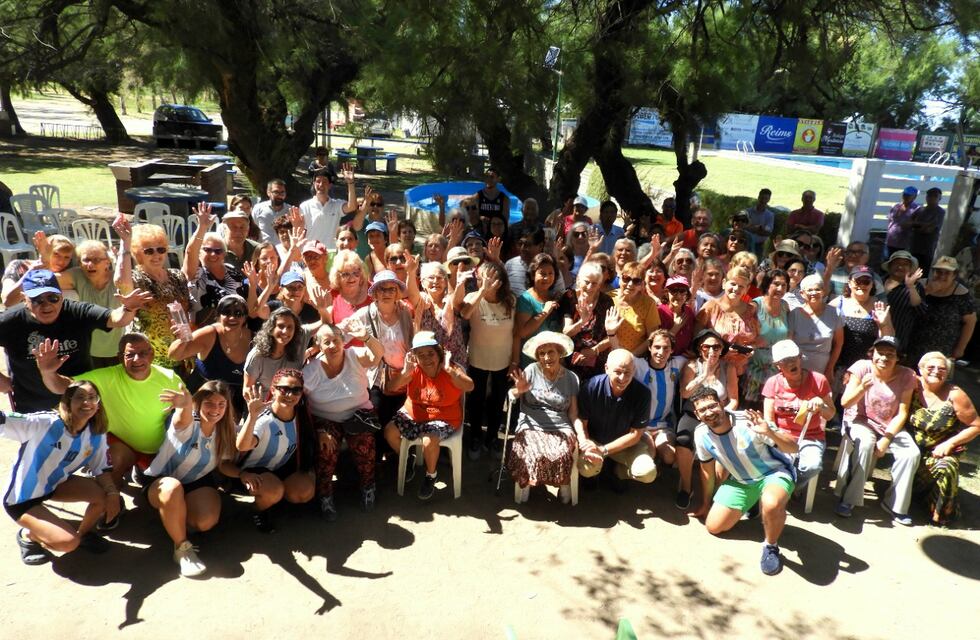 Comenzó la colonia de vacaciones para Adultos Mayores