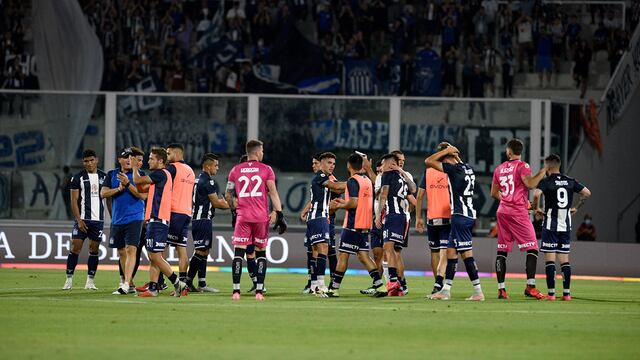 La imagen lo dice todo. Talleres perdió más que un partido ante River (Foto: Facundo Luque).