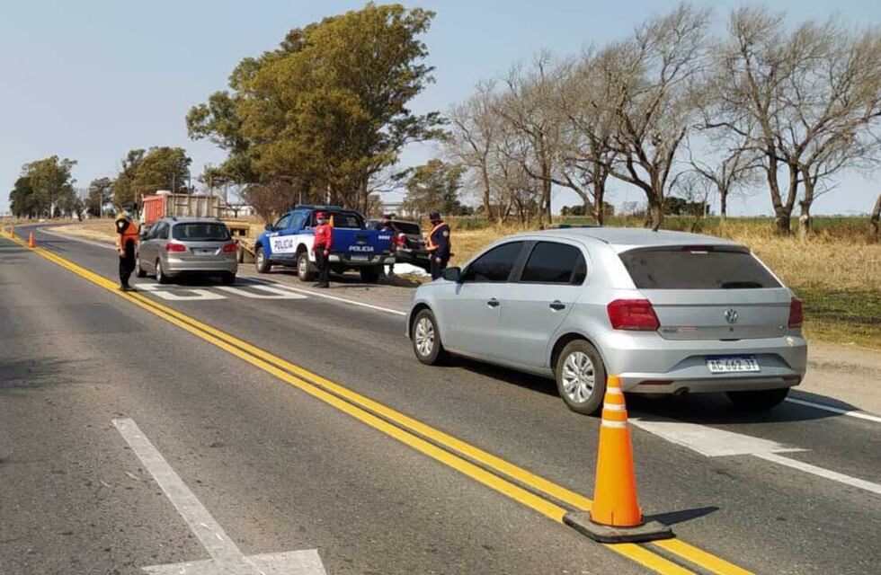 Accidente en Balnearia: un hombre murió tras caerle una rampa de un carretón