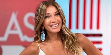 A sus 59 años, Catherine Fulop sorprendió con un minivestido total white y dejó sin palabras a sus fans
