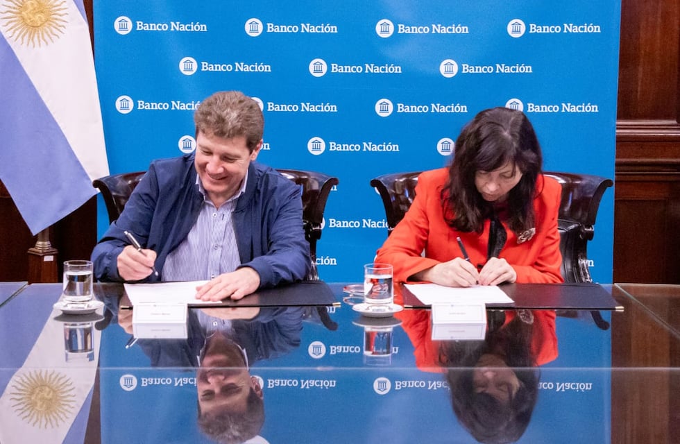 Melella firmó un acuerdo con Batakis para financiar empresas fueguinas por 10 mil millones