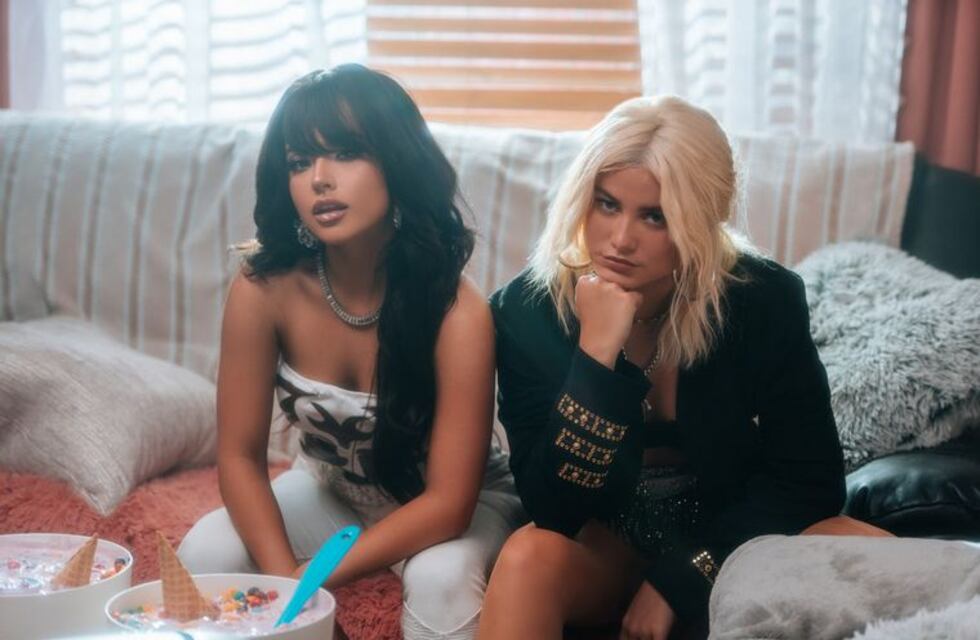 Sofía Reyes y Becky G presentaron “Mal de Amores”