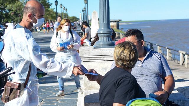El Ejecutivo organizó una campaña de concientización para prevenir el COVID-19 y otras enfermedades durante el verano. (@minsaludsantafe)